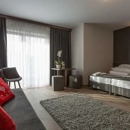 Stachon Bed & Breakfast 3*